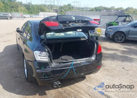 2015 BMW 328I z USA, uszkodzony, nr VIN WBA3A5G52FNS85625